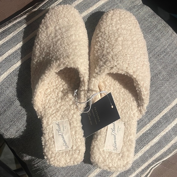 Universal Thread Shoes - Faux sheepskin slippers. Cream colored.  Size 7 1/2. NWT.